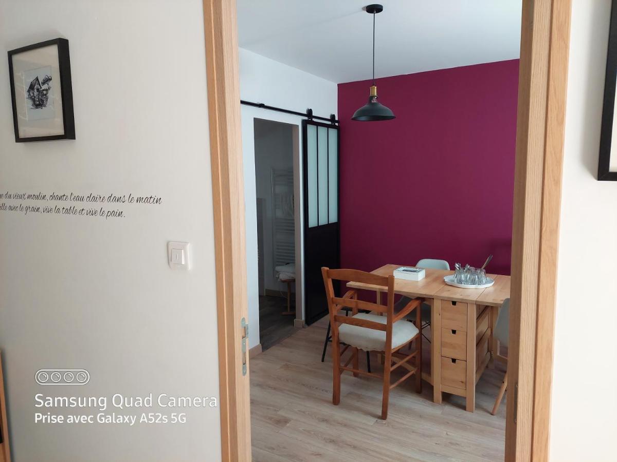 Le Moulin De Charin Bed & Breakfast La Pommeraie-sur-Sèvre Dış mekan fotoğraf