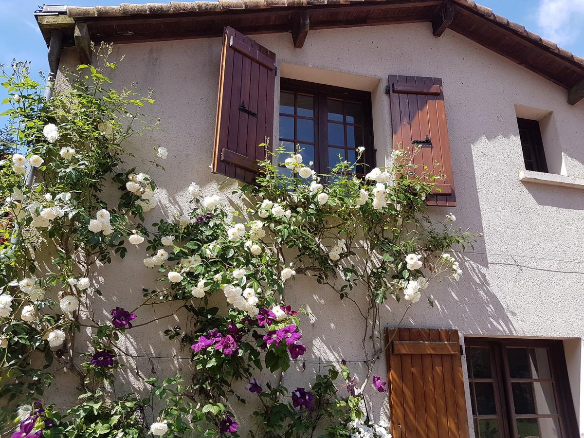 Le Moulin De Charin Bed & Breakfast La Pommeraie-sur-Sèvre Dış mekan fotoğraf